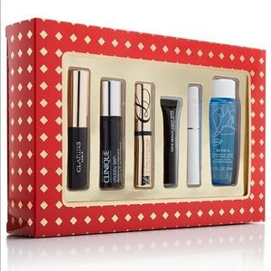 Macy’s Holiday Mascara Sampler